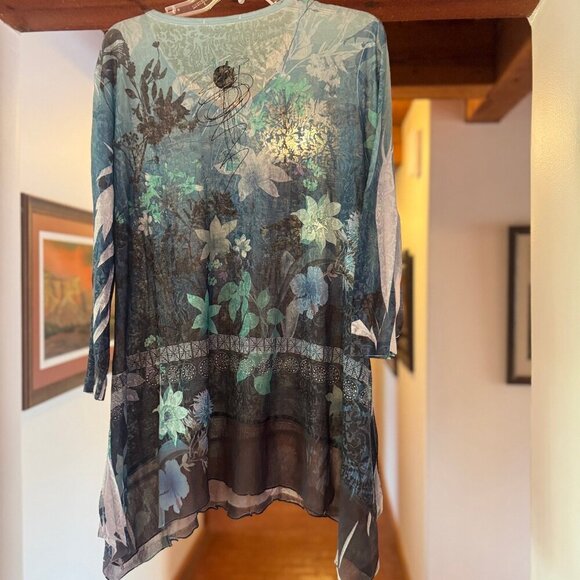 Gorgeous turquoise 3/4 sleeve v-neck XL tunic - Picture 2 of 3